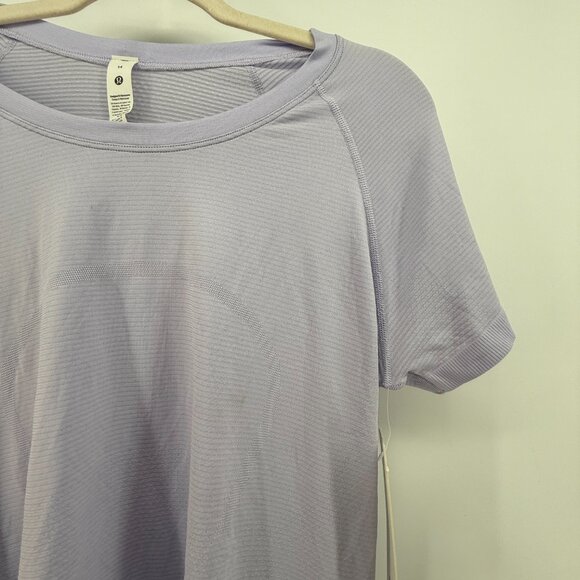 Lululemon Swiftly Tech Short Sleeve 2.0 Crew Size 14 NWT Purple Athletic Workout - Picture 2 of 12
